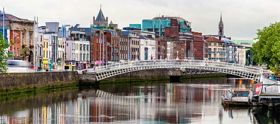 Puente de Dublin , trabajando en Dublín